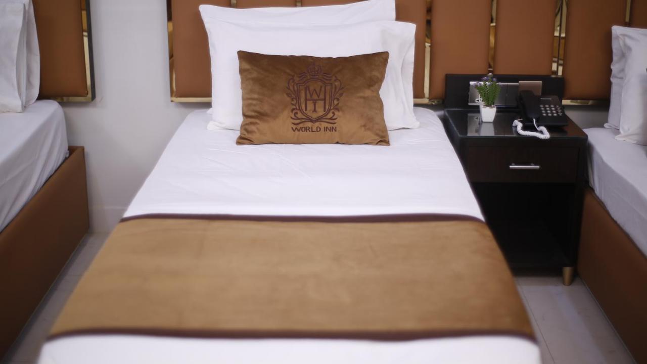 Four Squares Karachi B&B 외부 사진