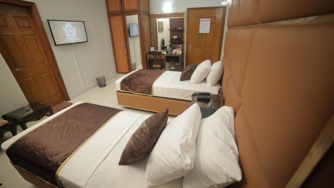 Four Squares Karachi B&B 외부 사진