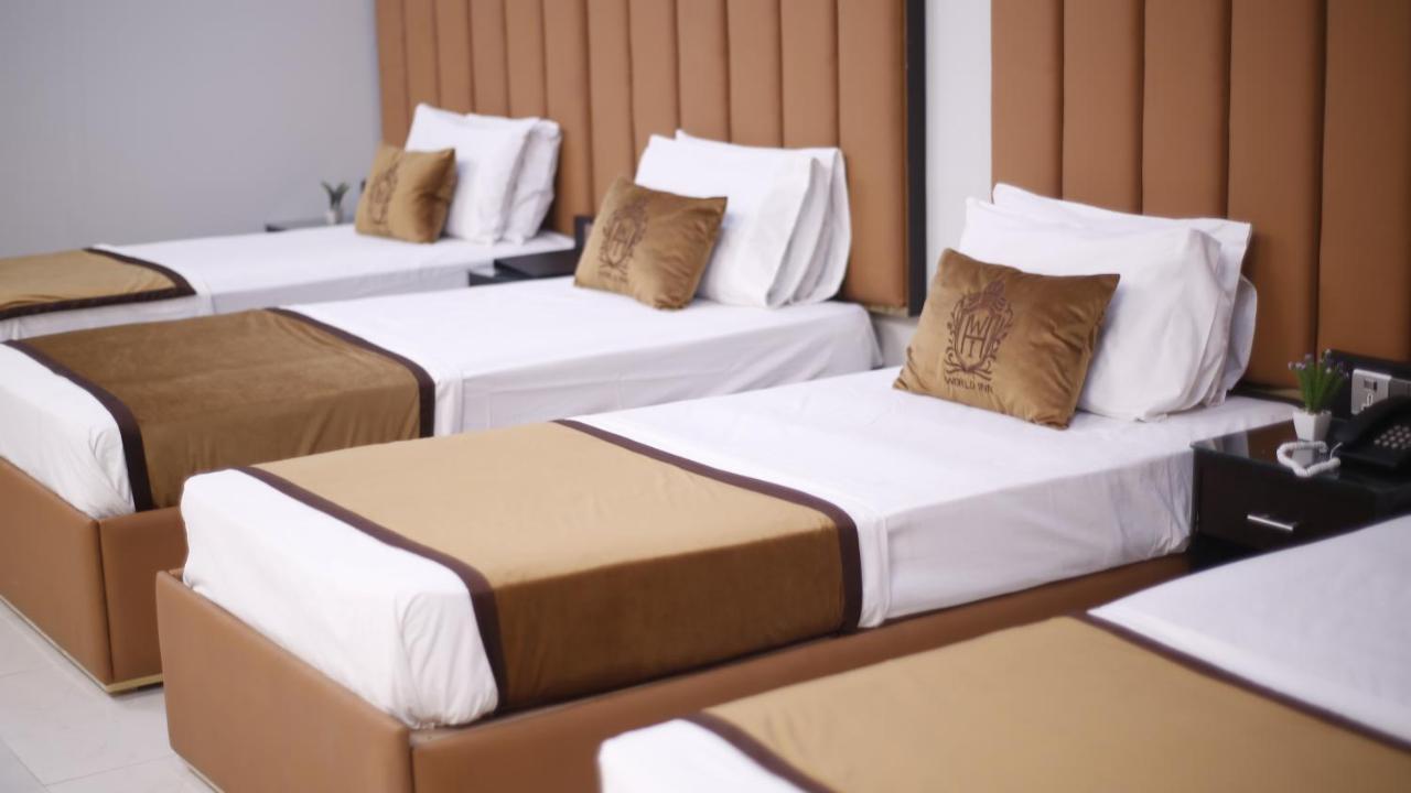 Four Squares Karachi B&B 외부 사진